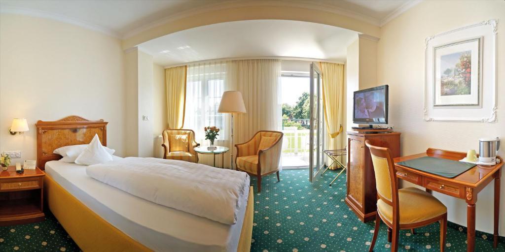 Hotel Sacher-Stoiber Bad Füssing Pokoj fotografie