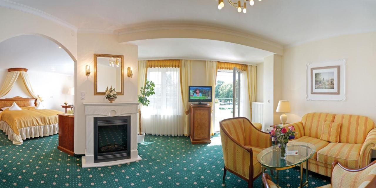 Hotel Sacher-Stoiber Bad Füssing Pokoj fotografie